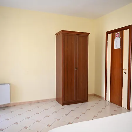 Emes 3* Durres
