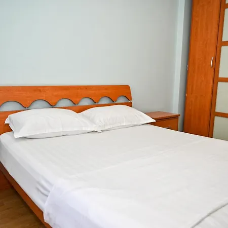 Emes 3* Durres