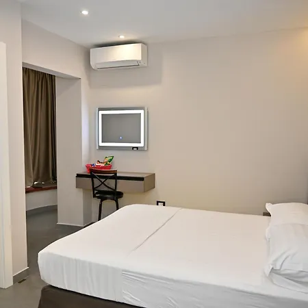 Emes 3* Durres