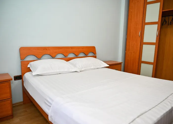 Emes 3* Durrës